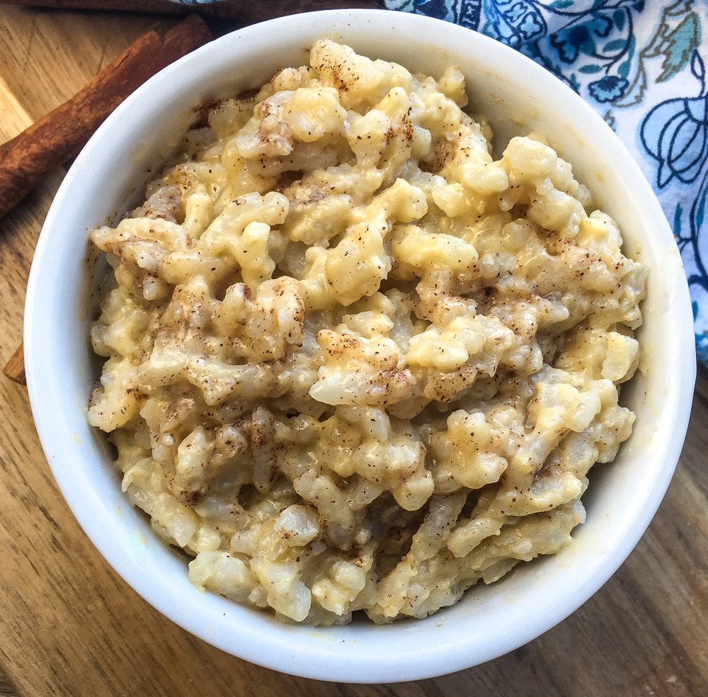 warm rice pudding made with almond milk, cinnamon and a touch maple syrup. 